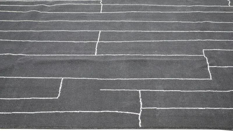 10'1 x 14' Wool Area Rug with Moroccan Abstract Pattern - 4