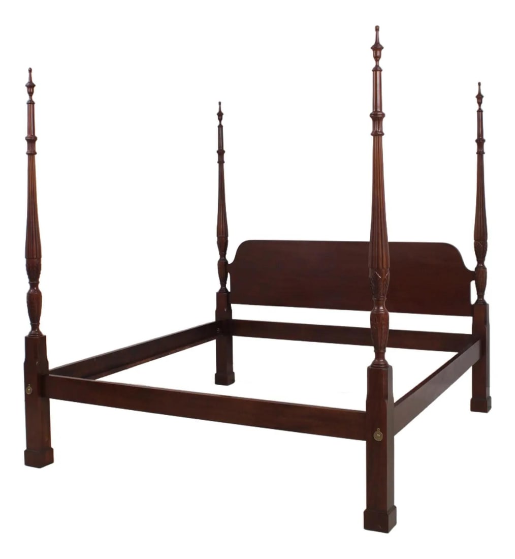 King Size Mahogany Poster Bed with Rice Carved Details (1 of 10)
