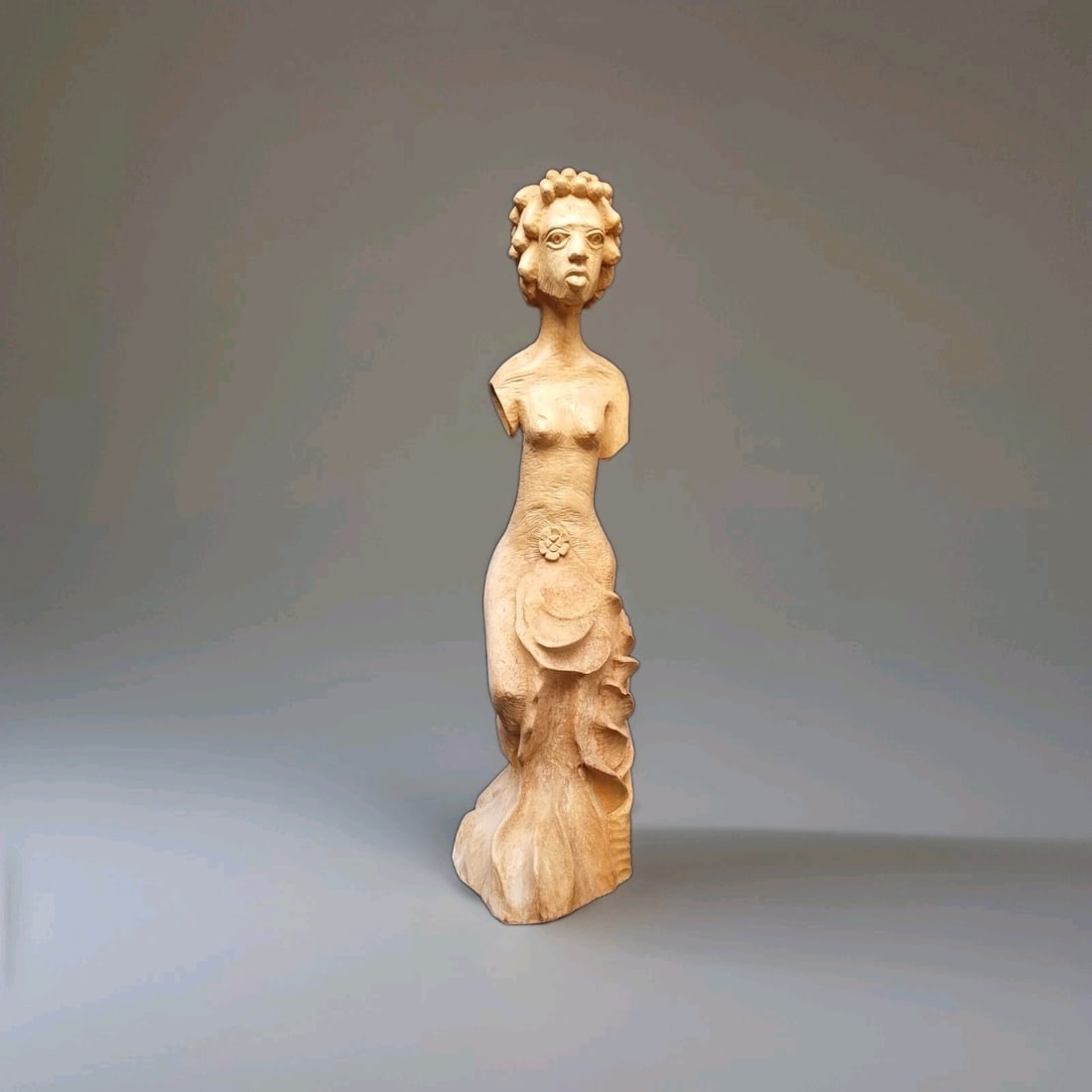 37.5 in Abstract Wood Figure Sculpture attributed Roger Pringle: 37.5 in Abstract Wood Figure Sculpture attributed Roger Pringle Vintage mid-century modern carved wood abstract sculpture depicting a girl figure. This figurative work is attributed in the listing to 