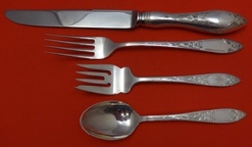Weidlich Lady Sterling Silver 4-Piece Dinner Place Setting: Weidlich Lady Sterling Silver 4-Piece Dinner Place Setting Enhance your dining experience with this exquisite 4-piece place setting from the Lady Sterling pattern by Weidlich. Crafted from high-qualit