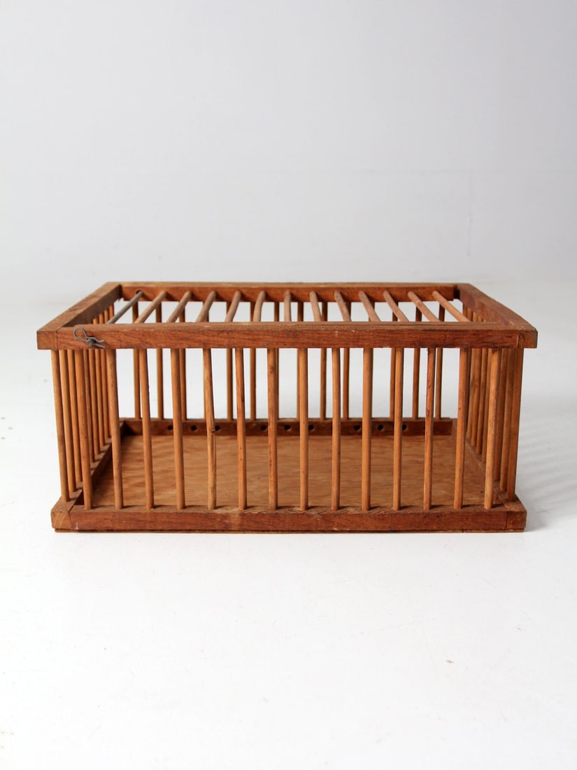 Mid-Century Vintage Wooden Farm Crate with Hinged Lid (1 of 10)