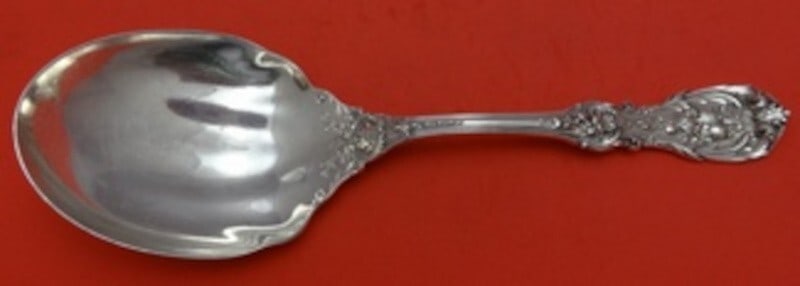 Reed Barton Francis I Sterling Silver Salad Serving Spoon 9 1/2": Reed Barton Francis I Sterling Silver Salad Serving Spoon 9 1/2" A Reed & Barton Francis I salad serving spoon in sterling silver, made in the United States and dated to the 1900-1940 period. It is no