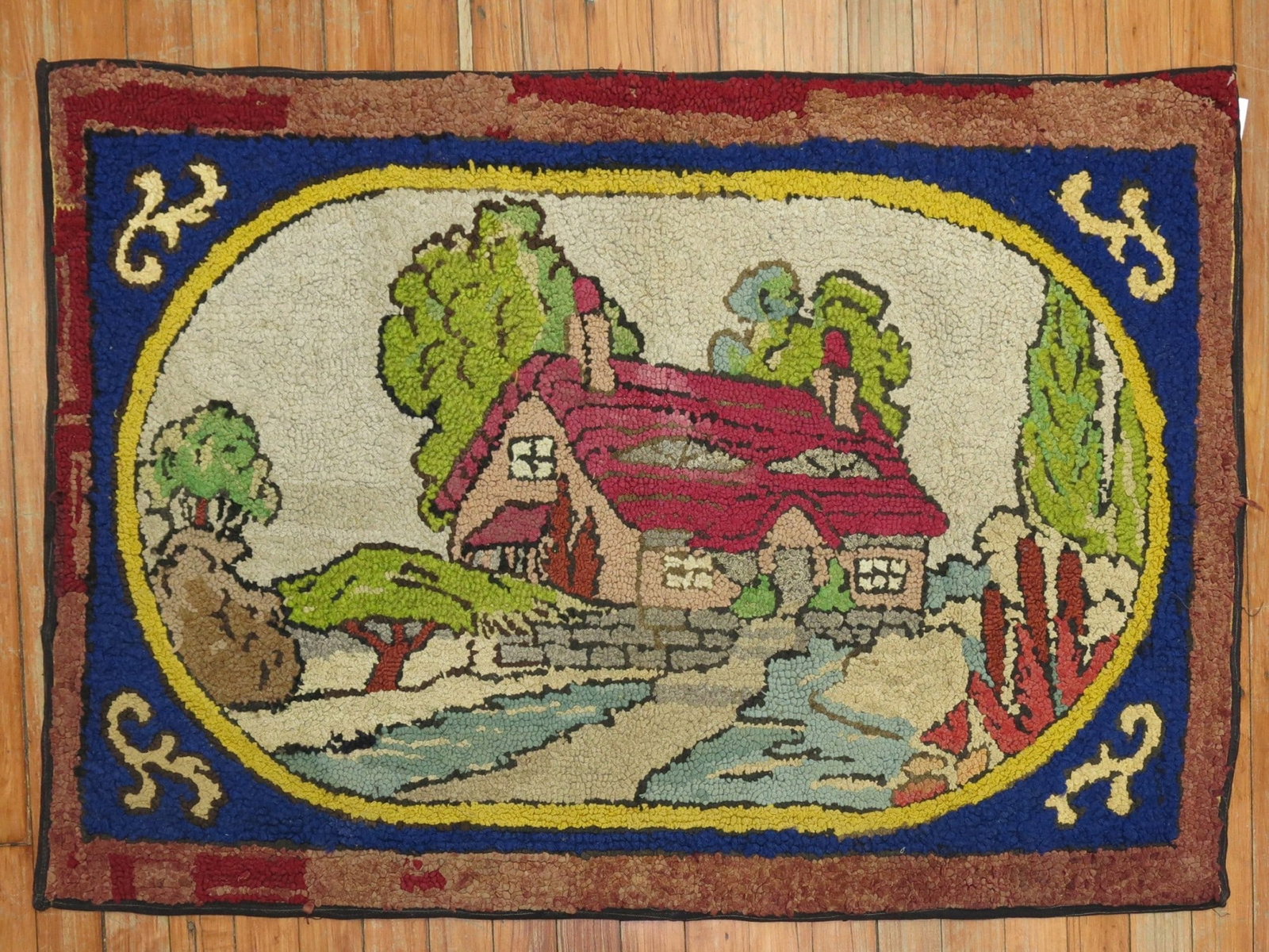 2' 4" x 3' 6" American pictorial hooked rug with prairie house: 2' 4" x 3' 6" American pictorial hooked rug with prairie house Handmade vintage American hooked rug featuring a pictorial prairie home scene. This mid-20th-century decorative rug is pre-owned and in r