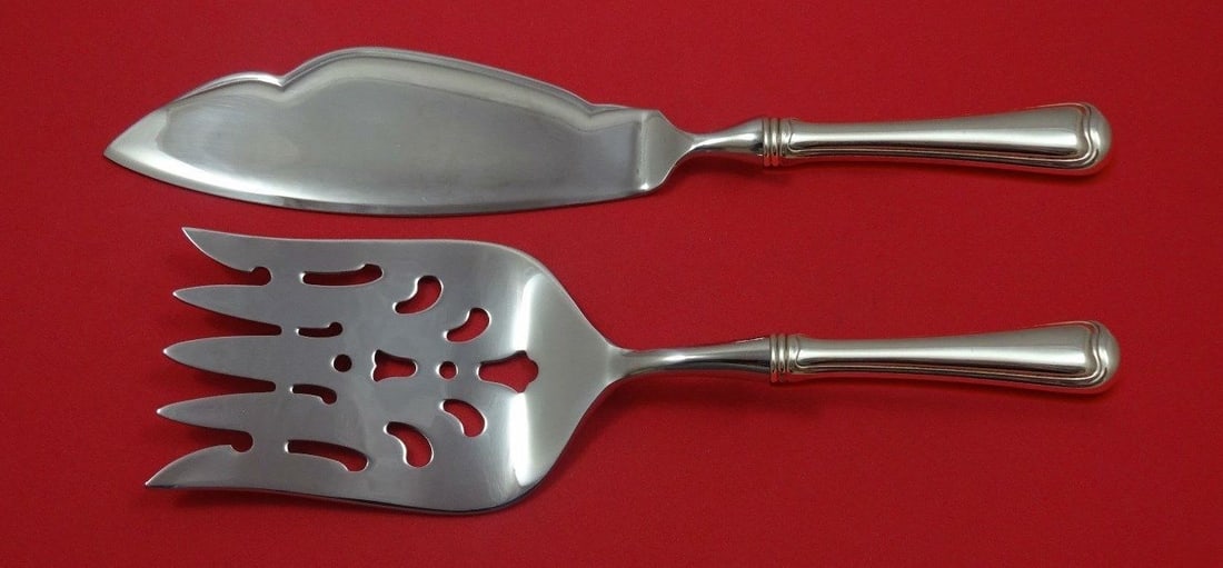 2 Piece Gorham Old French Sterling Fish Serving Set HHWS: 2 Piece Gorham Old French Sterling Fish Serving Set HHWS This is a two-piece fish serving set in the Old French pattern by Gorham. It is custom made with sterling silver hollow handles and stainless s