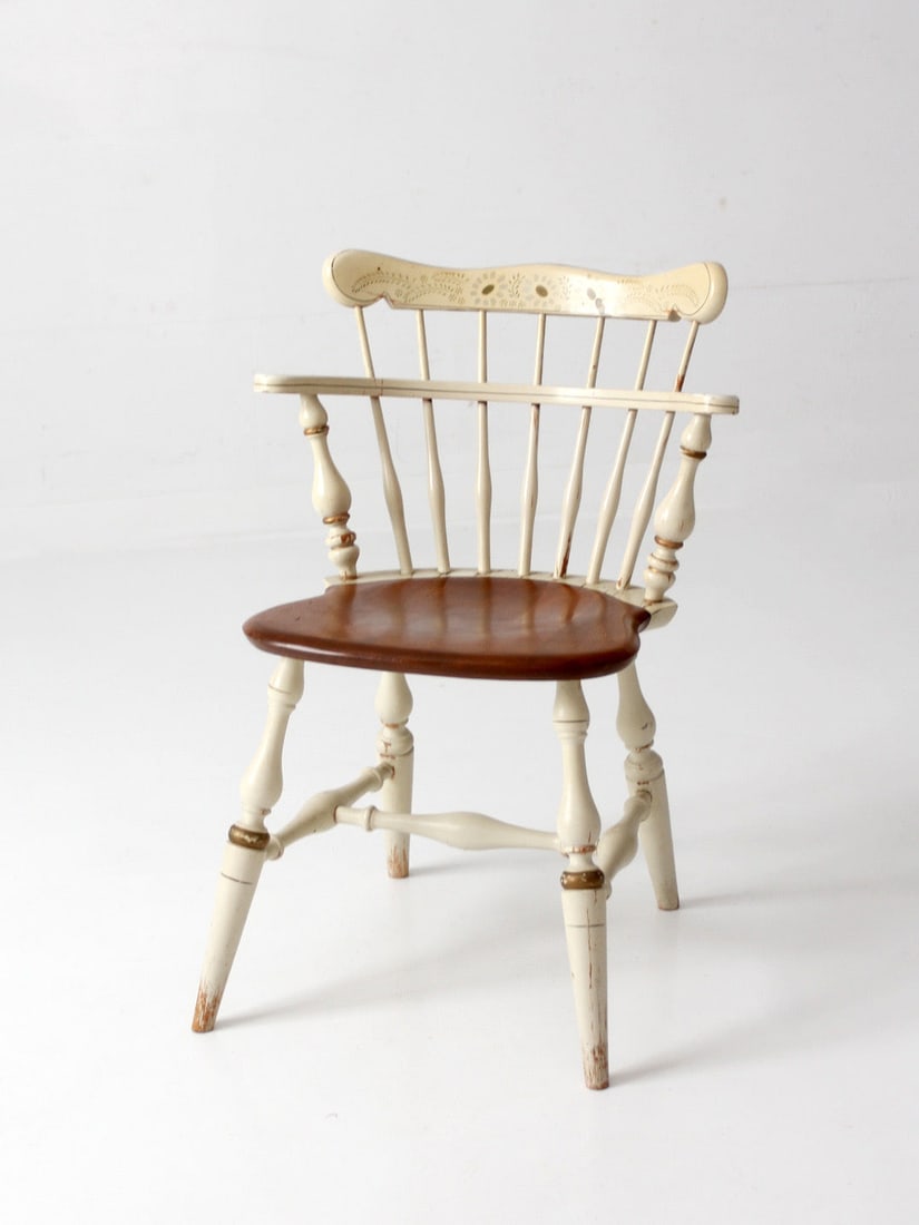 Ethan Allen Painted Comb Back Accent Chair (1 of 13)