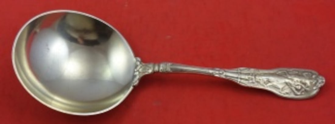 Gorham Mythologique Sterling Silver Berry Spoon 8.5 Round Bowl Beaded Back: Gorham Mythologique Sterling Silver Berry Spoon 8.5 Round Bowl Beaded Back This exquisite berry spoon from Gorham's Mythologique pattern showcases the artistry of French silversmith Antoine Heller, wh