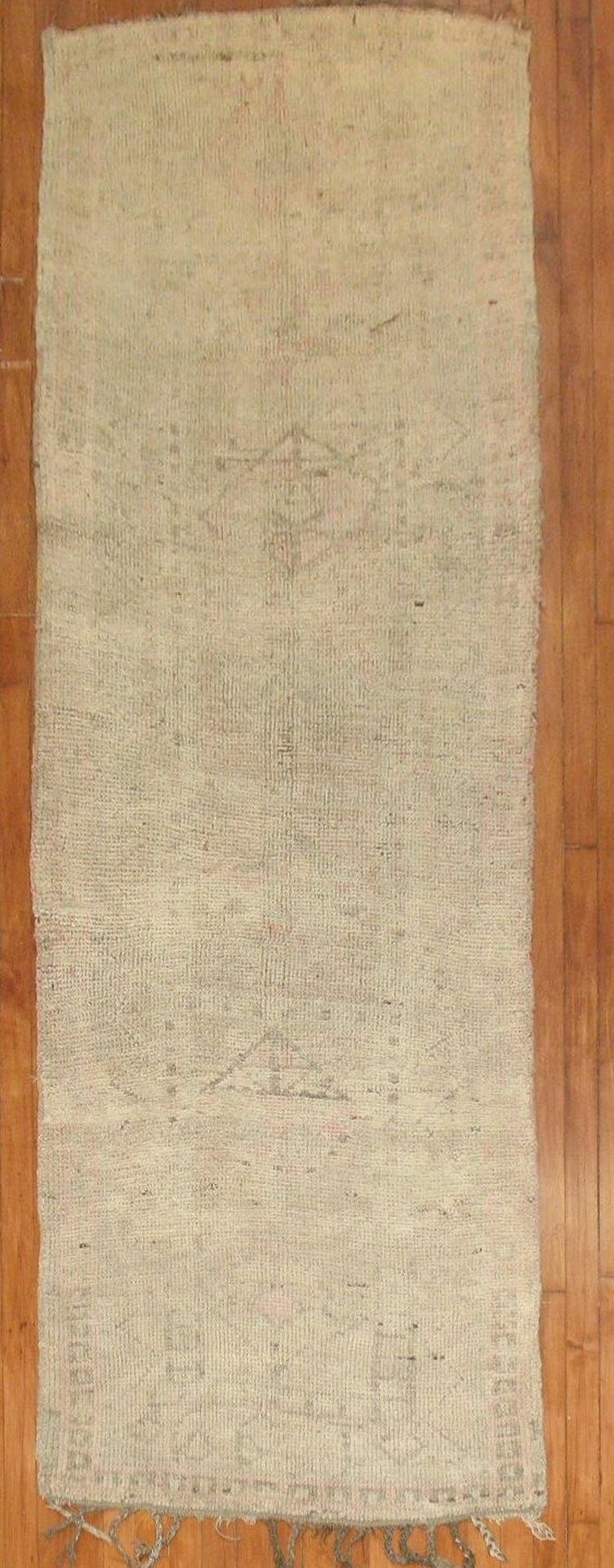 2' 10" x 9' 7" Cream Pink Moroccan Rug Runner: 2' 10" x 9' 7" Cream Pink Moroccan Rug Runner Vintage Moroccan runner in cream and pink with a simple woven design. This pre-owned mid 20th century rug offers a classic elongated runner format suitabl