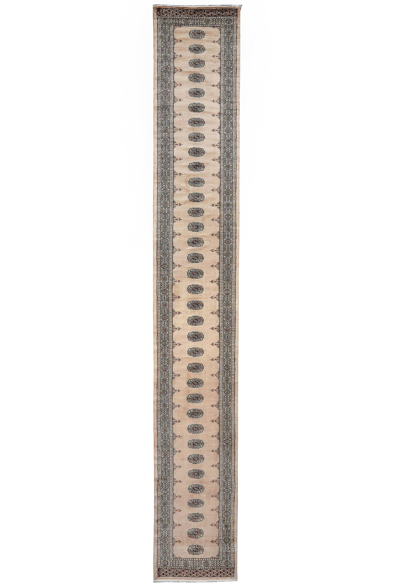 19.6 Feet Bokhara Runner Beige: 19.6 Feet Bokhara Runner Beige Free continental US Shipping This Bokhara runner features a beige color and measures 19.6 feet in length. It is in un-used condition, offering a classic and elegant look