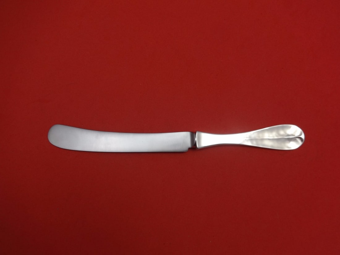 Old Newbury Crafters Classic English Sterling Silver Dinner Knife 9 7/8 Inch: Old Newbury Crafters Classic English Sterling Silver Dinner Knife 9 7/8 Inch This Classic English dinner knife, crafted by Old Newbury Crafters, features a hollow handle made of sterling silver and a 