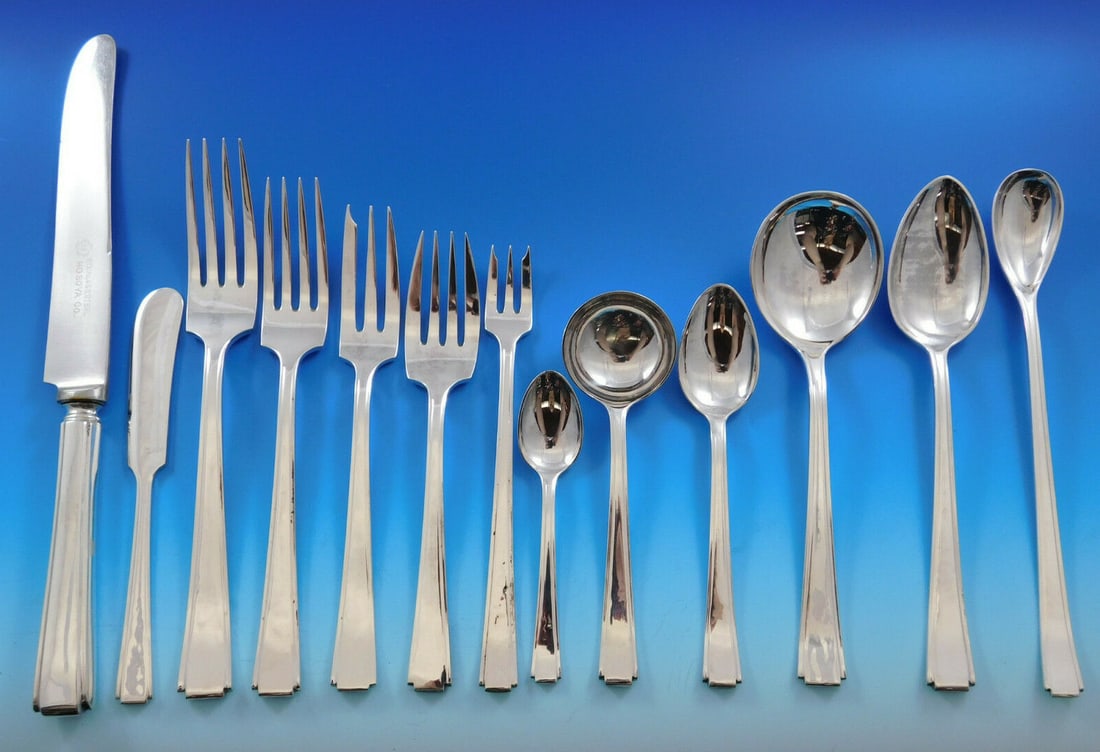 Hosoya 950 Sterling Silver Flatware Set Modern Classic 118 pcs: Hosoya 950 Sterling Silver Flatware Set Modern Classic 118 pcs Elevate your dining experience with this exquisite 118-piece Japanese Modern Classic flatware set by Hosoya, crafted from premium 950 ste