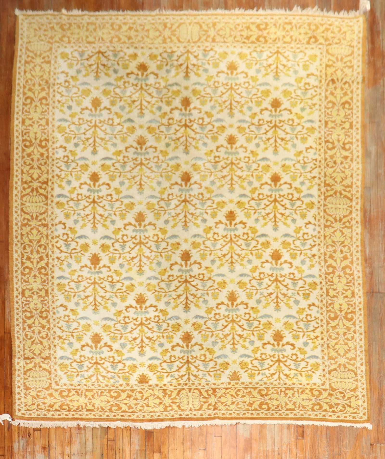 9' x 13' 5" Spanish Cuenca Room Rug (1 of 7)