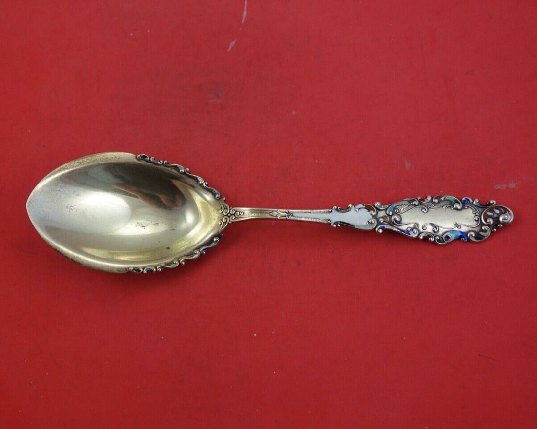 Gorham Luxembourg Sterling Silver Berry Spoon Vermeil 8.5 Inch Serving Spoon: Gorham Luxembourg Sterling Silver Berry Spoon Vermeil 8.5 Inch Serving Spoon This exquisite serving spoon features the elegant Luxembourg pattern by Gorham, crafted from high-quality sterling silver.