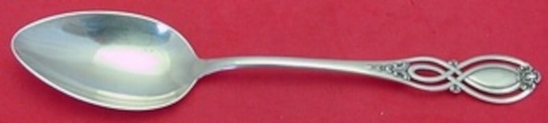 Alvin Chippendale Old Sterling Silver Serving Spoon 8 Inch: Alvin Chippendale Old Sterling Silver Serving Spoon 8 Inch This exquisite serving spoon features the classic Chippendale Old pattern by Alvin, crafted from high-quality sterling silver. Measuring 8 in