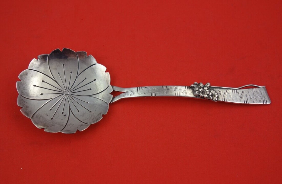 Japanese 950 Silver Serving Spoon by K Uyeda with Cherry Blossom Motif 6 5/8 Inch (1 of 2)