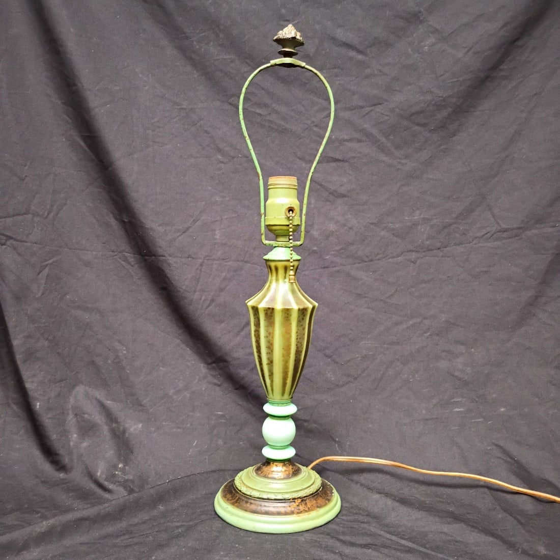 Art Deco Pottery Table Lamp Faux Jadite Finish 19.5in (1 of 11)