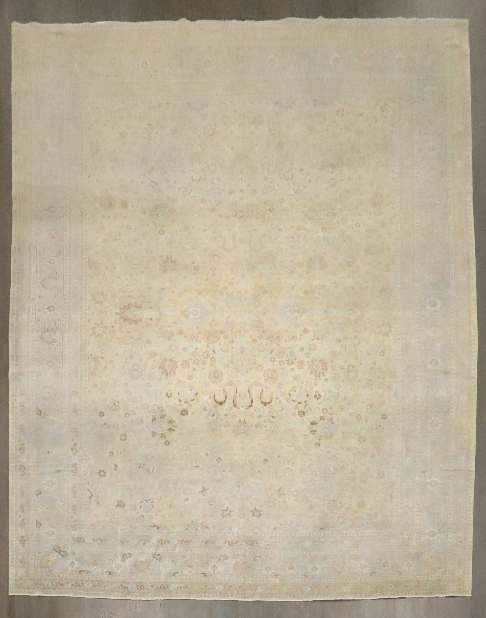 10' 3" x 13' 7" Persian Tabriz Room Size Carpet: 10' 3" x 13' 7" Persian Tabriz Room Size Carpet Early 20th century Persian Tabriz carpet in a room-size format. This pre-owned antique rug is identified as a Tabriz type. Specifications Item Type: Car