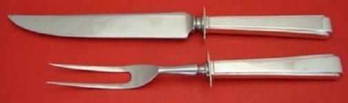 Lunt Modern Classic Sterling Silver 2-Piece Carving Set: Lunt Modern Classic Sterling Silver 2-Piece Carving Set This exquisite 2-piece roast carving set from Lunt features a modern classic design, crafted from sterling silver with a hollow handle and stain
