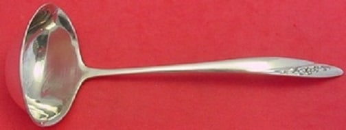 Gorham Blithe Spirit Sterling Silver Gravy Ladle 7 1/4 in: Gorham Blithe Spirit Sterling Silver Gravy Ladle 7 1/4 in Sterling silver gravy ladle in the Blithe Spirit pattern by Gorham. This post-1940 piece is made in the United States, is not monogrammed, and