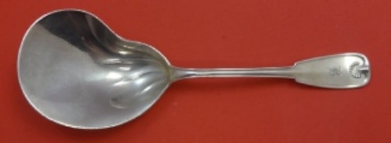 Tiffany & Co. Palm Sterling Silver Conch Serving Berry Spoon 9 1/4": Tiffany & Co. Palm Sterling Silver Conch Serving Berry Spoon 9 1/4" Tiffany & Co. Palm sterling silver berry spoon in the Conch pattern, measuring 9 1/4 inches. It is not monogrammed and is in excelle
