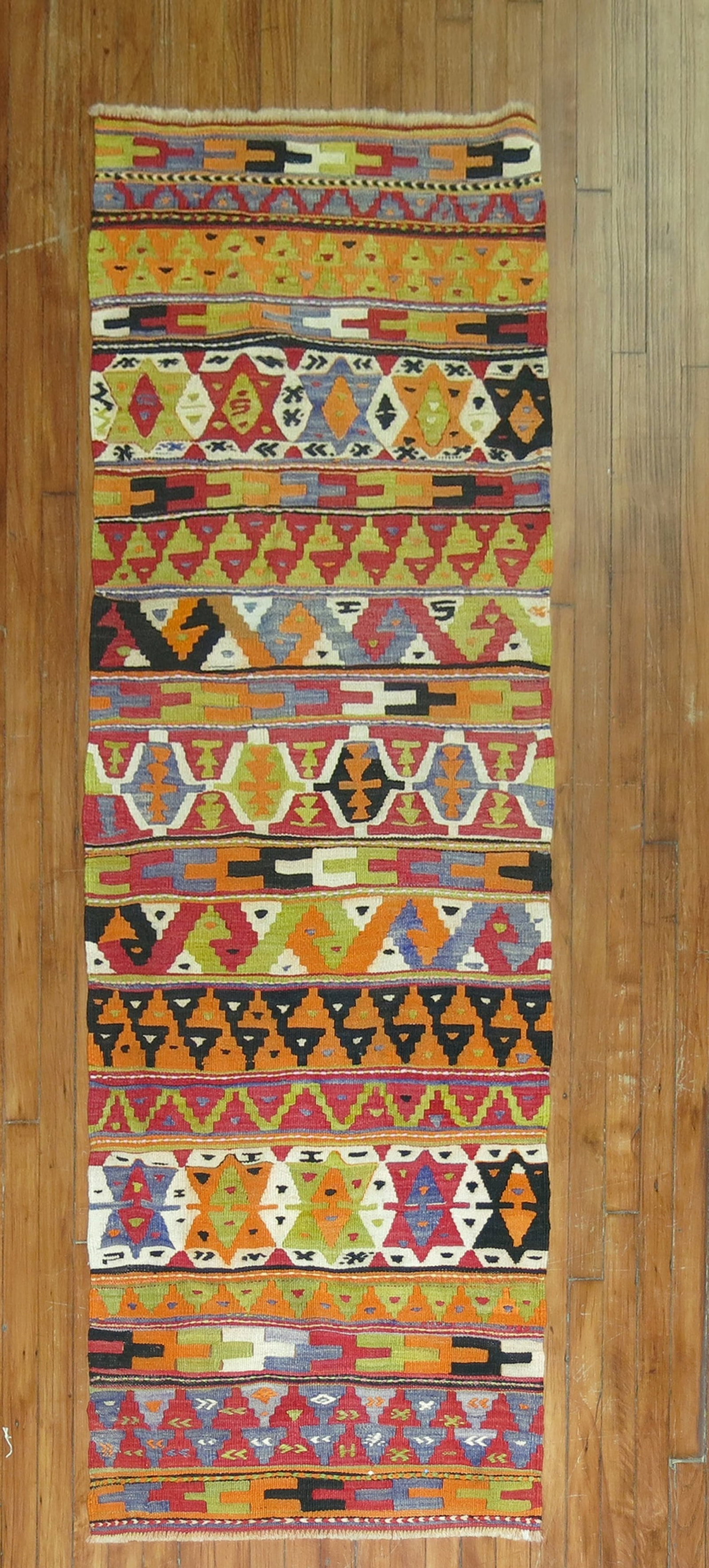 2' 6" x 6' 10" Colorful Mid 20th Century Turkish Kilim Rug Runner (1 of 4)