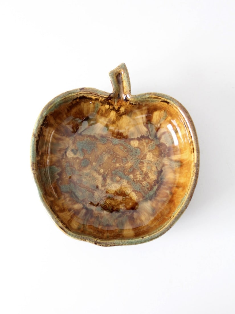 Dryden Pottery Apple Form Bowl 9.75 inch: Dryden Pottery Apple Form Bowl 9.75 inch This vintage apple-shaped bowl was crafted by Dryden Pottery in Hot Springs, Arkansas. It features a dimensional form with a glossy, variegated glaze in layere