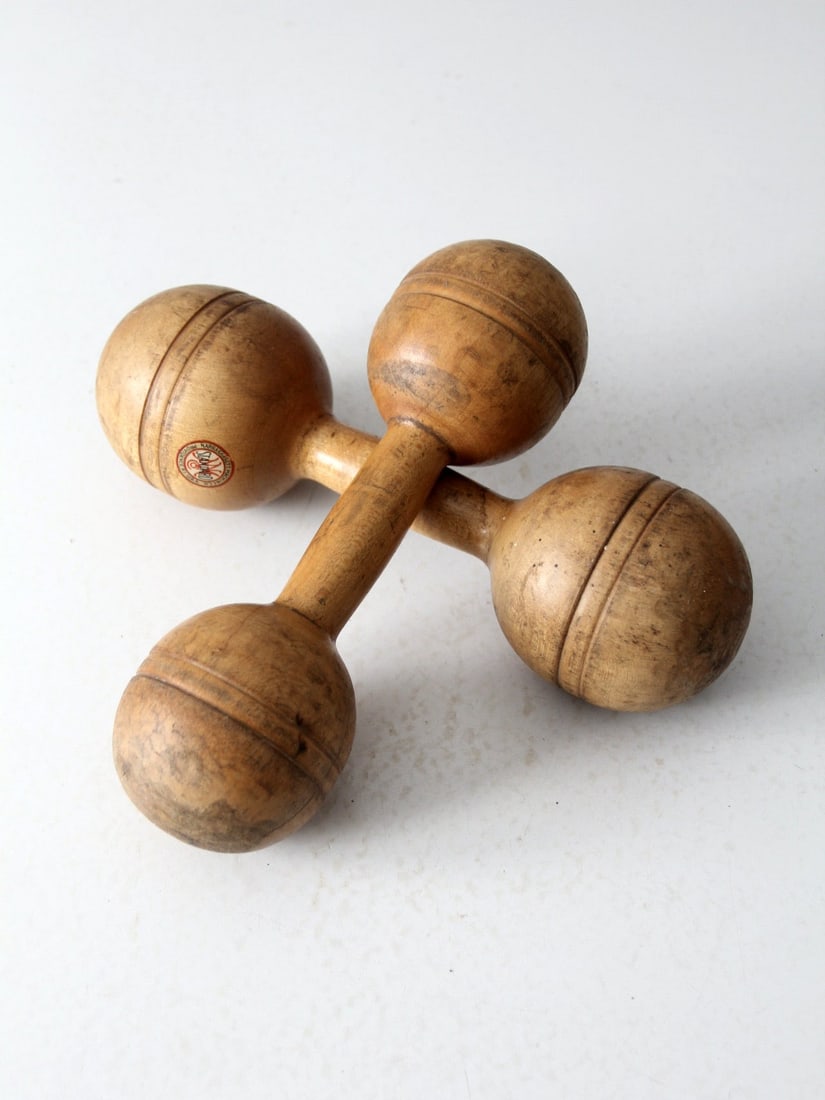 Antique Narragansett Wood Hand Weights Set Late 1800s: Antique Narragansett Wood Hand Weights Set Late 1800s Discover a remarkable set of two antique hand weights from the Narragansett Machine Company, dating back to the late 1800s. These wooden dumbbells