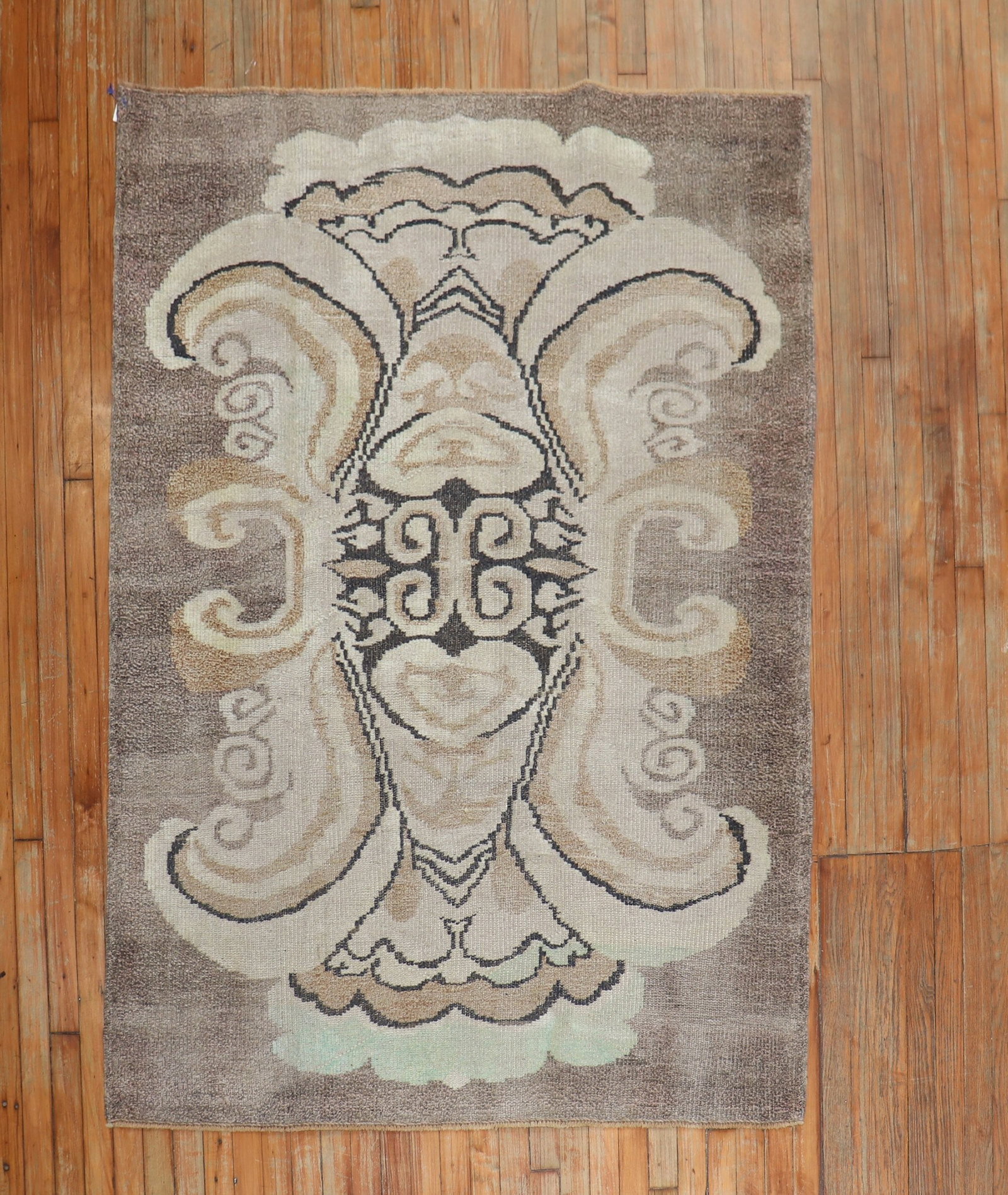 4' 6" x 6' 2" Mid 20th Century Turkish Sparta Accent Rug: 4' 6" x 6' 2" Mid 20th Century Turkish Sparta Accent Rug Vintage Turkish Deco rug from the mid-20th century with a Sparta design. This pre-owned accent rug features an intricate floral and abstract pa