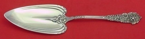 Reed & Barton Trajan Sterling Silver Pie Server Fancy 9 1/4": Reed & Barton Trajan Sterling Silver Pie Server Fancy 9 1/4" This elegant pie server from the Trajan pattern by Reed & Barton is crafted from high-quality sterling silver, ensuring durability and time