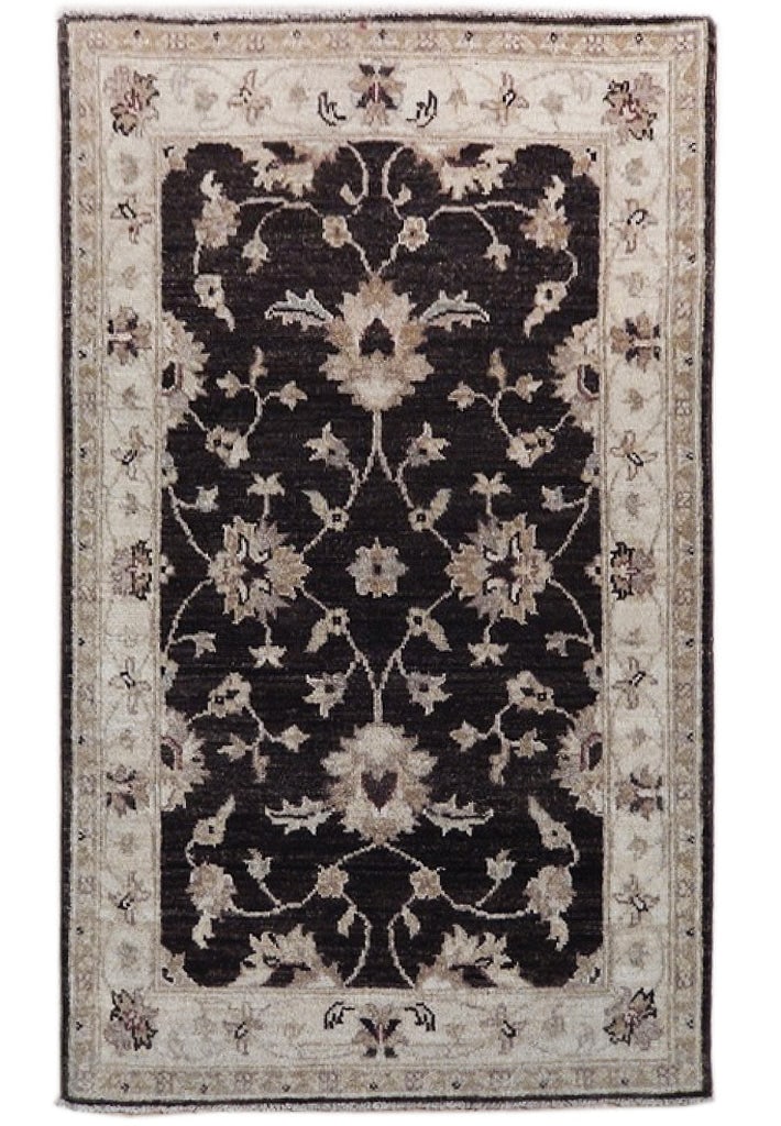 2'6" x 4' Brown Hand-Knotted Vegetable Dyed Chobi Peshawar Rug: 2'6" x 4' Brown Hand-Knotted Vegetable Dyed Chobi Peshawar Rug Free continental US Shipping Enhance your living space with this exquisite 2.6 x 4 Brown Vegetable Dyed Chobi Peshawar Rug, a perfect ble