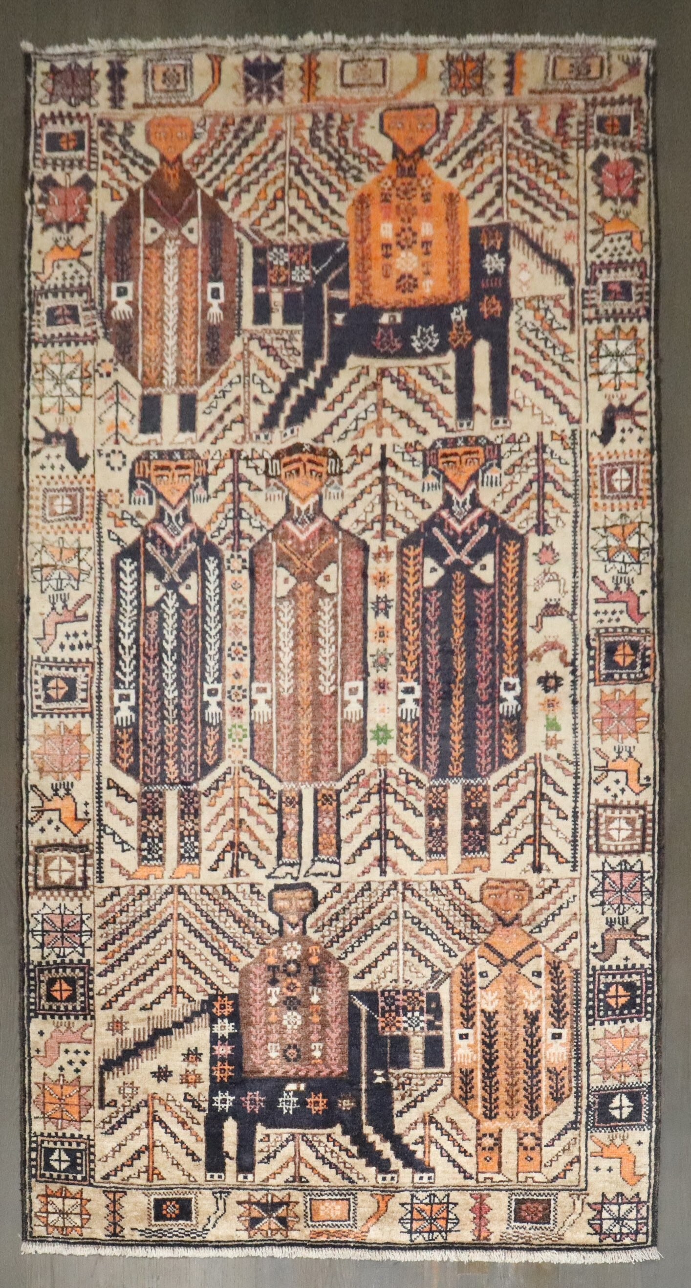 3' 7" x 6' 7" Balouch pictorial carpet: 3' 7" x 6' 7" Balouch pictorial carpet Mid-20th-century pictorial Balouch carpet with a pre-owned condition. This small-format rug is identified as a Balouch piece and is presented as a pictorial desi
