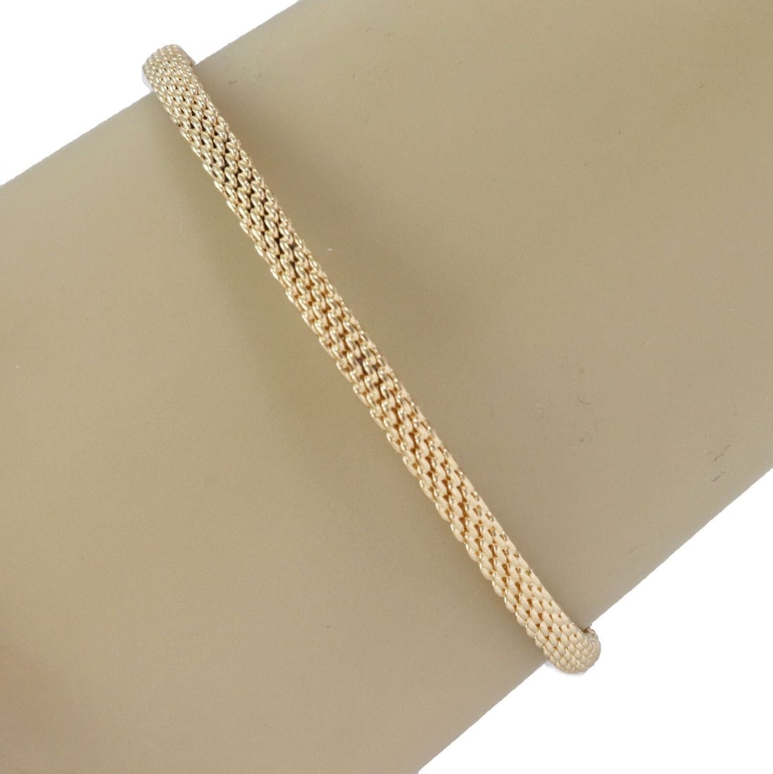 Tiffany & Co. Somerset 18k Yellow Gold Bracelet Bangle: Tiffany & Co. Somerset 18k Yellow Gold Bracelet Bangle Pre-owned Tiffany & Co. Somerset bangle bracelet in 18k yellow gold with a sleek polished design. This signed bracelet from the Somerset collecti