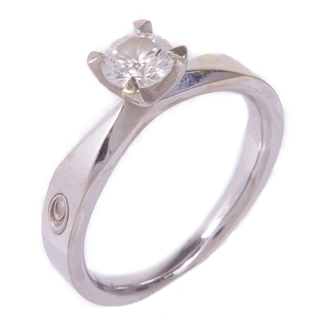 Forevermark 18K White Gold Diamond Ring Size 5.75: Forevermark 18K White Gold Diamond Ring Size 5.75 Women's ring in 18K white gold with a diamond main stone. The ring is size US 5.75 and features a clear diamond with VS1/E clarity. The design include