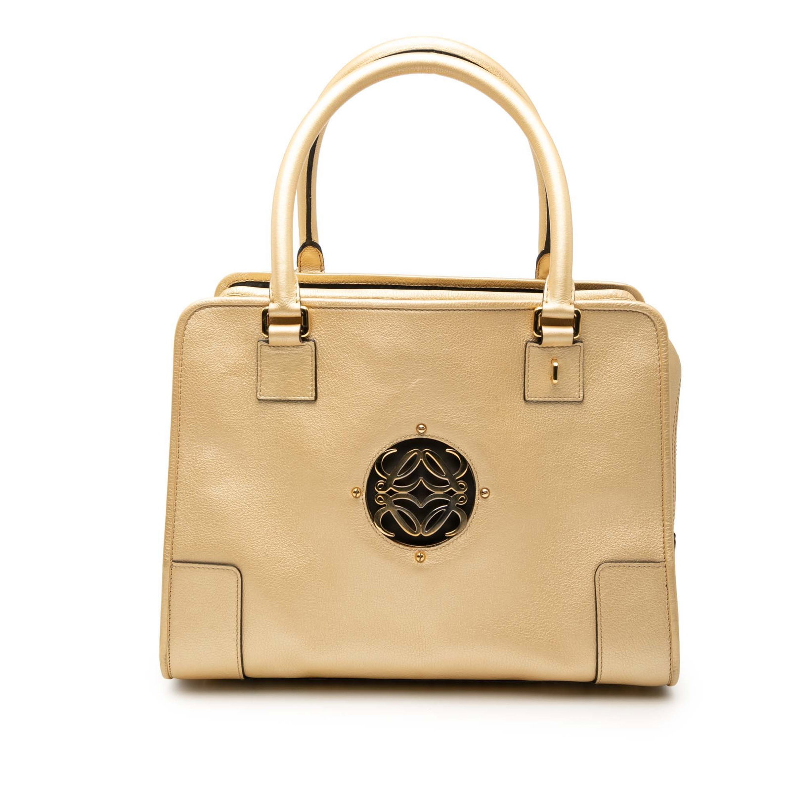 LOEWE Amazona 32 Gold Goatskin Leather Satchel Handbag Spain: LOEWE Amazona 32 Gold Goatskin Leather Satchel Handbag Spain This LOEWE Amazona 32 handbag is crafted from goatskin leather and features rolled leather handles with a top zip closure. The bag includes
