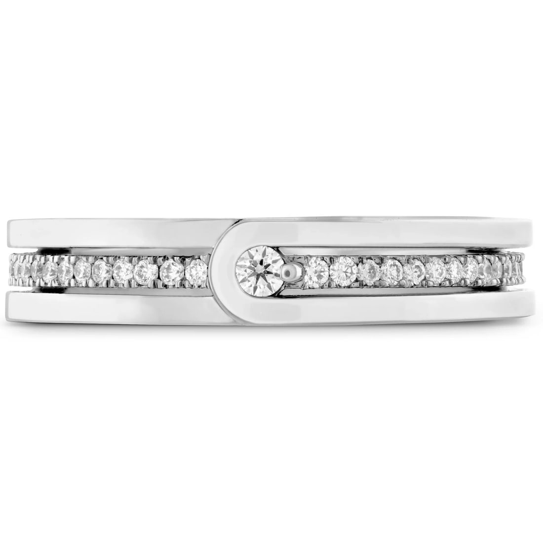 Hearts On Fire Endless 18K White Gold Diamond Band Ring 0.35 ctw: Hearts On Fire Endless 18K White Gold Diamond Band Ring 0.35 ctw Hearts On Fire Endless diamond wedding band ring crafted in 18k white gold with natural round white diamonds in a pave setting. This wo