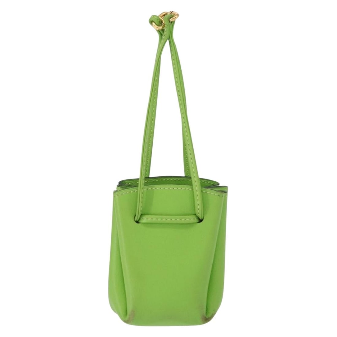 Hermes Vespa green leather pouch: Hermes Vespa green leather pouch The Hermes Vespa Pouch is crafted from green leather and designed for women. This pre-owned pouch, made in France, is in good condition with some signs of use, includi