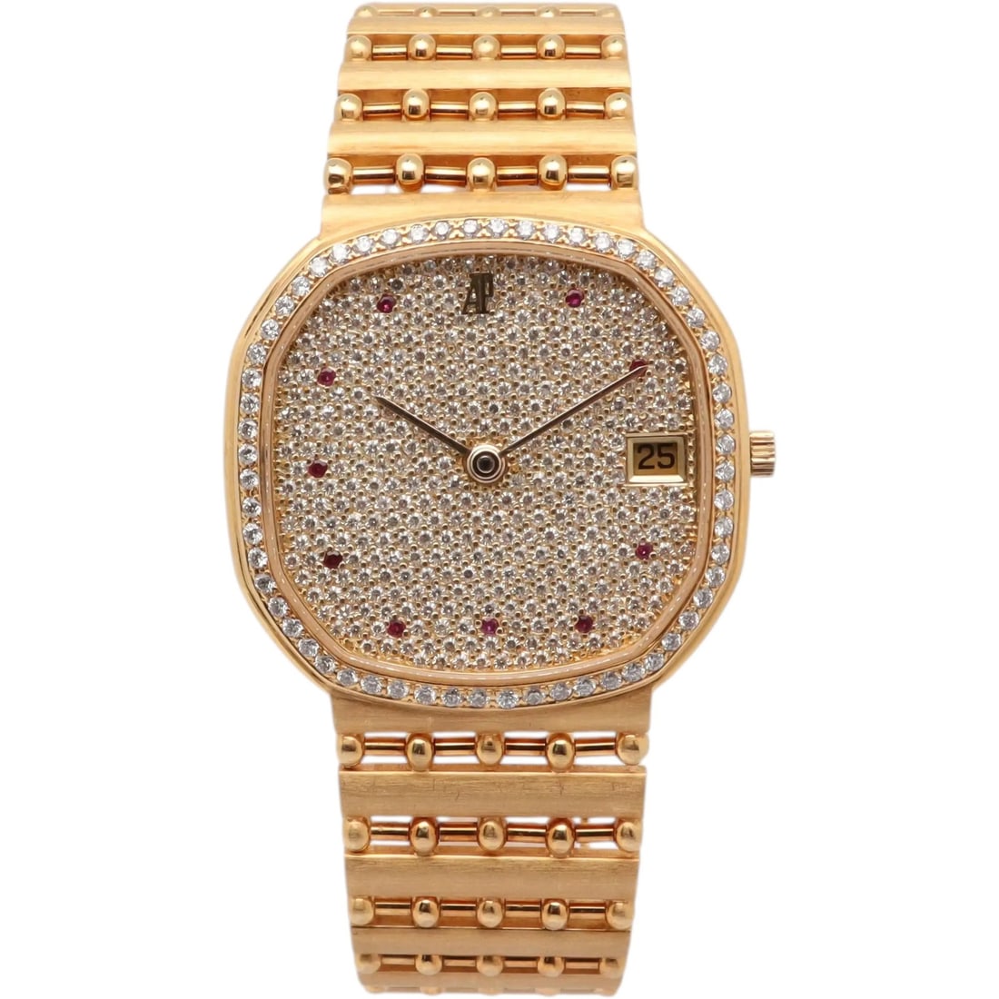 Audemars Piguet Cobra 33mm mens quartz watch in 18k yellow gold: Audemars Piguet Cobra 33mm mens quartz watch in 18k yellow gold Pre-owned Audemars Piguet Cobra wristwatch with a quartz movement and analog display. This men's luxury watch features a factory diamond