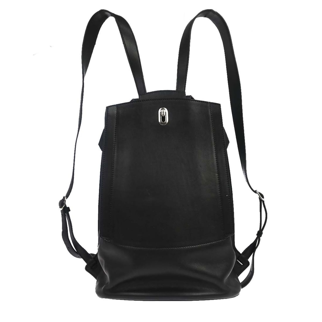 Hermes GR24 Evergrain Leather Backpack Black with Dust Bag: Hermes GR24 Evergrain Leather Backpack Black with Dust Bag Vintage Hermes GR24 backpack in black Evergrain leather with an adjustable strap, leather lining, and one interior pocket. Includes a dust ba