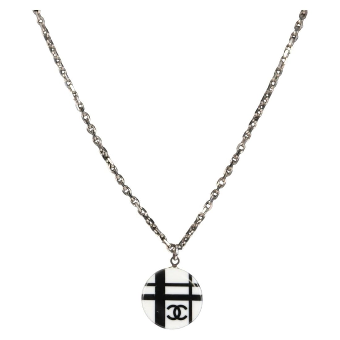 CHANEL CC Silver Tone Metal Necklace France 46cm: CHANEL CC Silver Tone Metal Necklace France 46cm CHANEL silver-tone metal necklace made in France. It comes with an item box and has a total length of approximately 46 cm (18.1 inches). The piece is i