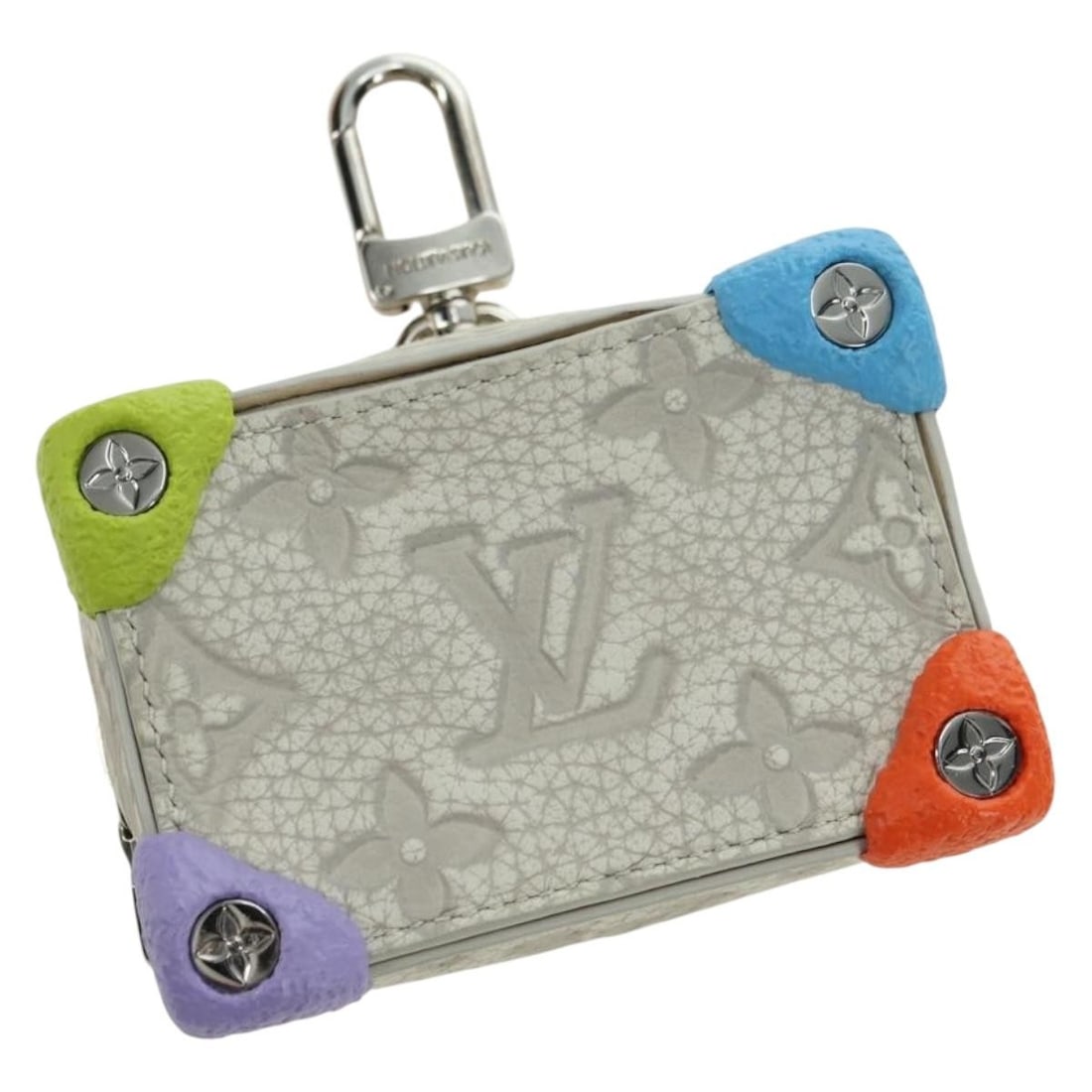 Louis Vuitton MP3383 gray pouch Monogram Canvas with box: Louis Vuitton MP3383 gray pouch Monogram Canvas with box Louis Vuitton Taurillon Clemence Climbing pouch in gray Monogram canvas. This women's pouch is made in Italy and includes the dust bag and item