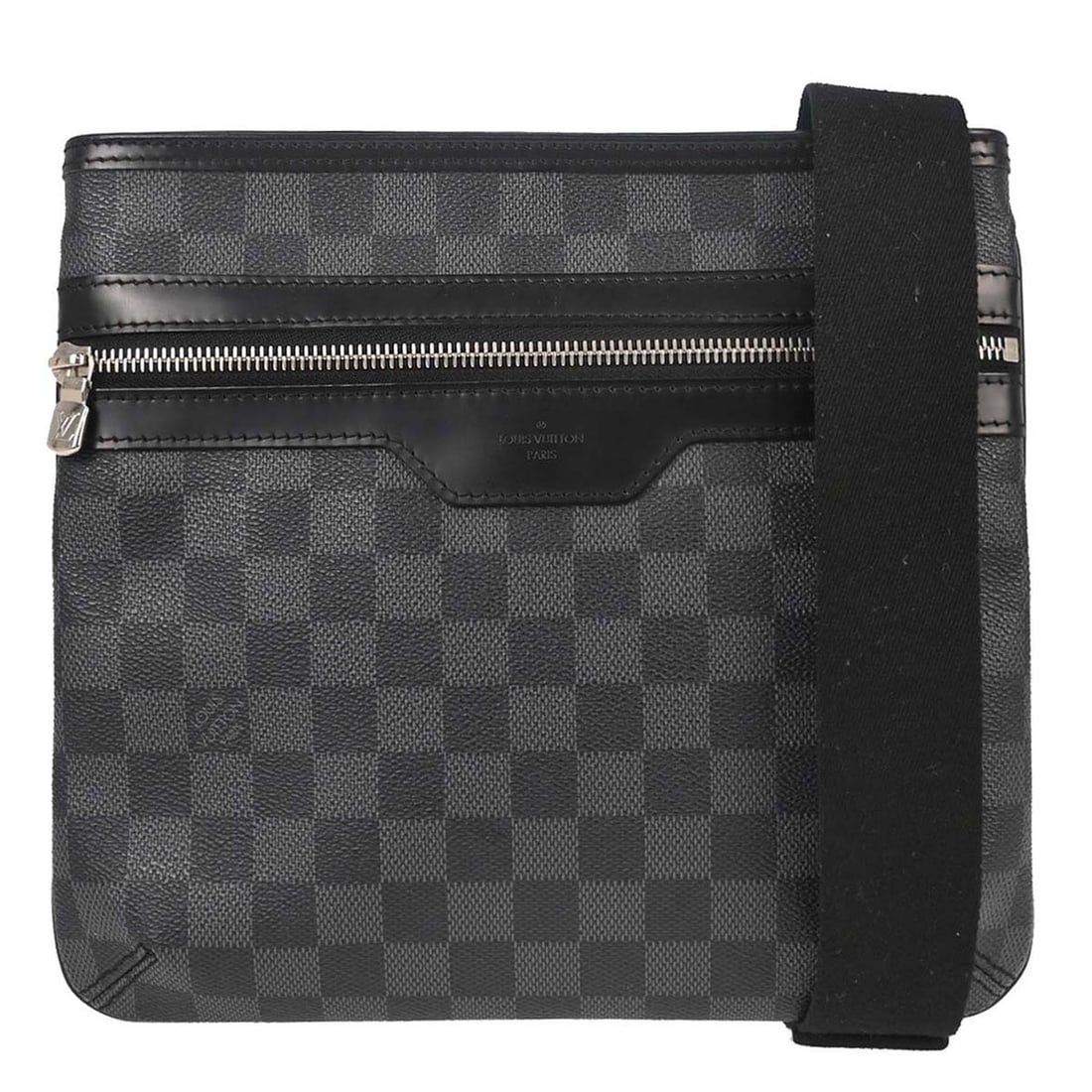 Louis Vuitton Thomas Damier Graphite Crossbody Bag N58028: Louis Vuitton Thomas Damier Graphite Crossbody Bag N58028 Louis Vuitton Damier Graphite Thomas crossbody bag in black and gray Damier graphite canvas with leather trim. It features a zip closure, cros