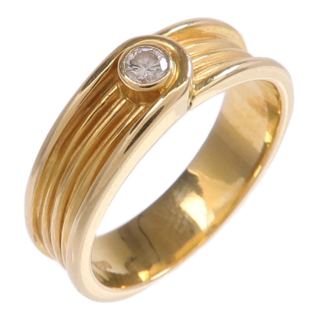 JEWELRY Diamond Ring in 18K Yellow Gold Size 5: JEWELRY Diamond Ring in 18K Yellow Gold Size 5 A women's diamond ring in K18 yellow gold with a clear appearance. The ring is size 5 and features a 5 mm width. It weighs 4.1 g and is in very good cond