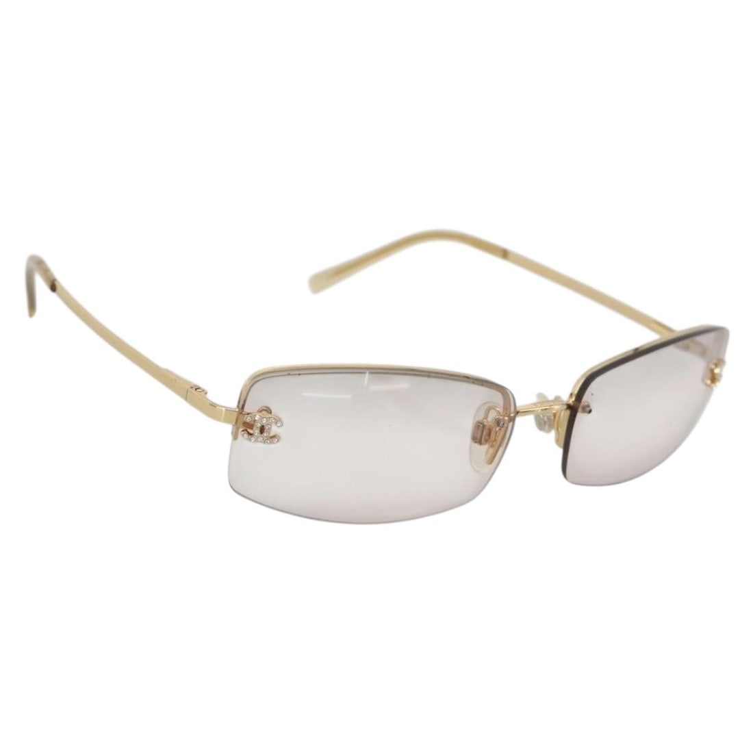 CHANEL Metal Sunglasses Gold Tone with Case Italy: CHANEL Metal Sunglasses Gold Tone with Case Italy Authentic CHANEL women's sunglasses in gold-tone metal, made in Italy. This pair includes a sunglass case and presents in AB very good condition with 