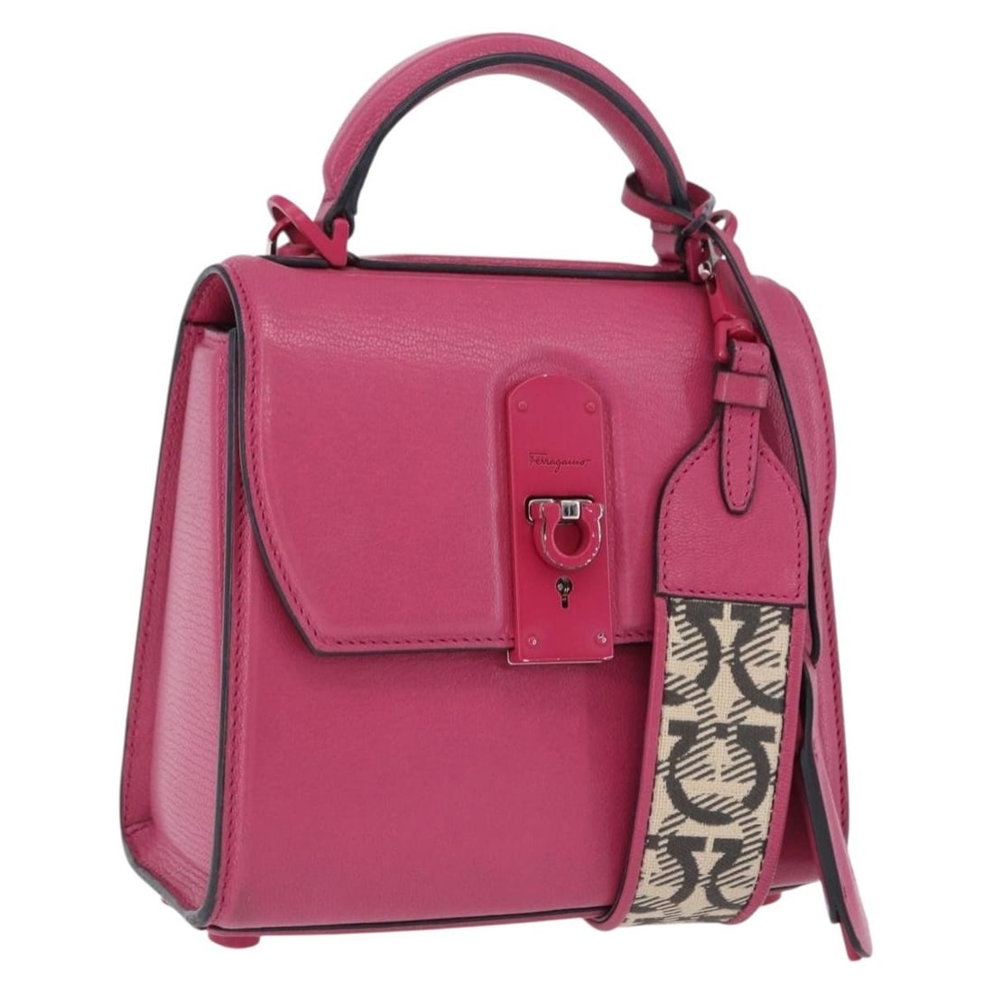 Salvatore Ferragamo Gancini 2way Leather Hand Bag Pink Silver: Salvatore Ferragamo Gancini 2way Leather Hand Bag Pink Silver Salvatore Ferragamo Gancini 2-way handbag in pink leather with silver-tone accents. Made in Italy, this women's bag includes a key, cloche