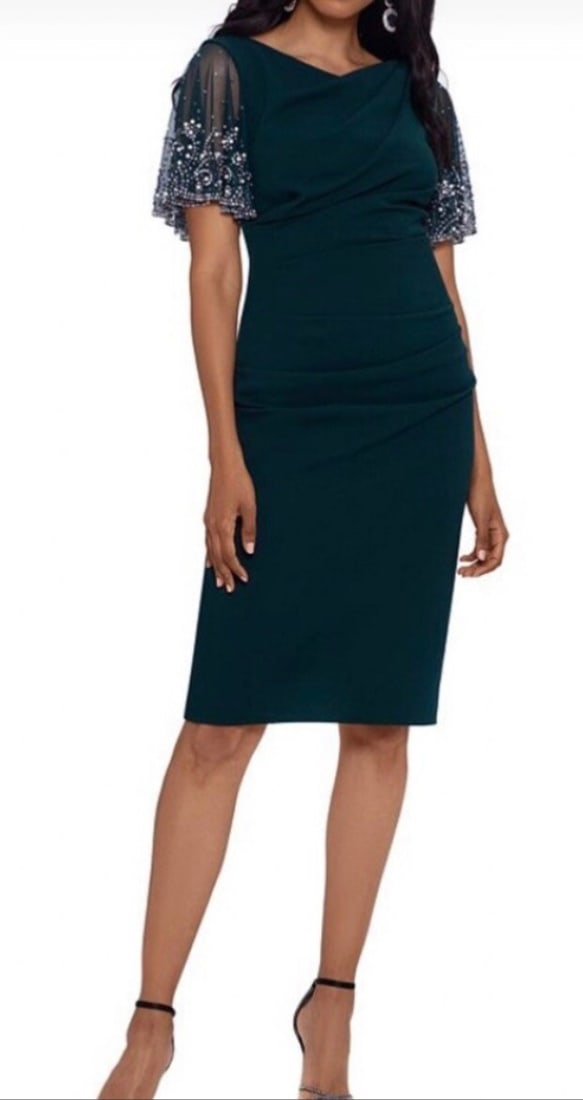 Betsy & Adam Hunter Green Mesh Sleeve Sheath Dress Size 8: Betsy & Adam Hunter Green Mesh Sleeve Sheath Dress Size 8 Elevate your wardrobe with this striking Betsy & Adam Mesh Sleeve Sheath Dress in a rich hunter green. This size 8 dress features a sleek, fig