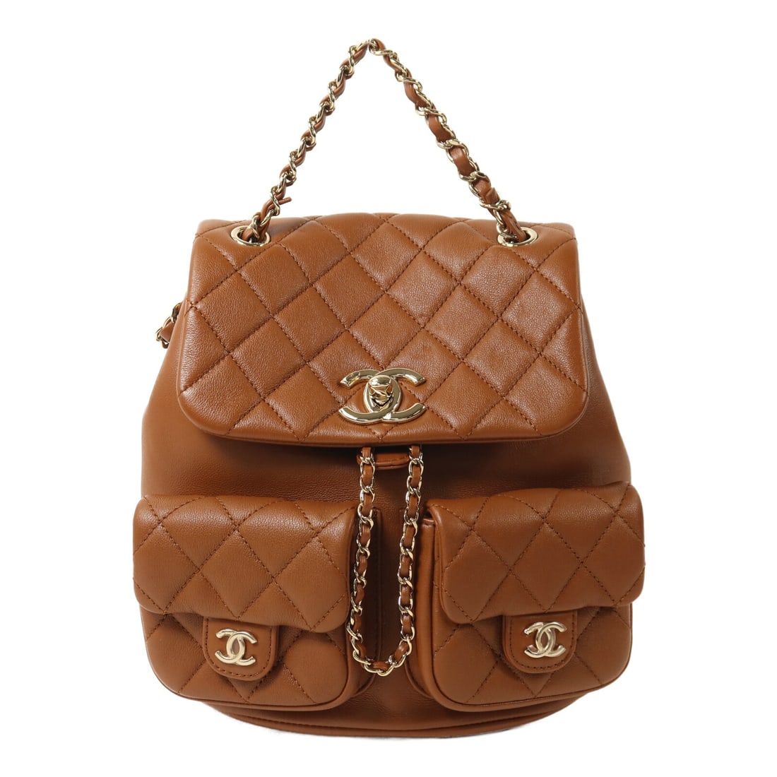 CHANEL CC calfskin rucksack backpack with GHW chain brown: CHANEL CC calfskin rucksack backpack with GHW chain brown CHANEL CC GHW Chain Backpack in brown calfskin leather, designed as a rucksack-style backpack for women. It features a turn lock closure, two 