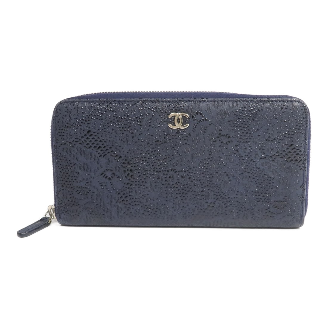CHANEL CC zip around long wallet navy PVC coated canvas: CHANEL CC zip around long wallet navy PVC coated canvas A CHANEL long zip-around wallet in navy PVC coated canvas with CC SHW detailing. Designed in a regular women's size, it features a zip-around st