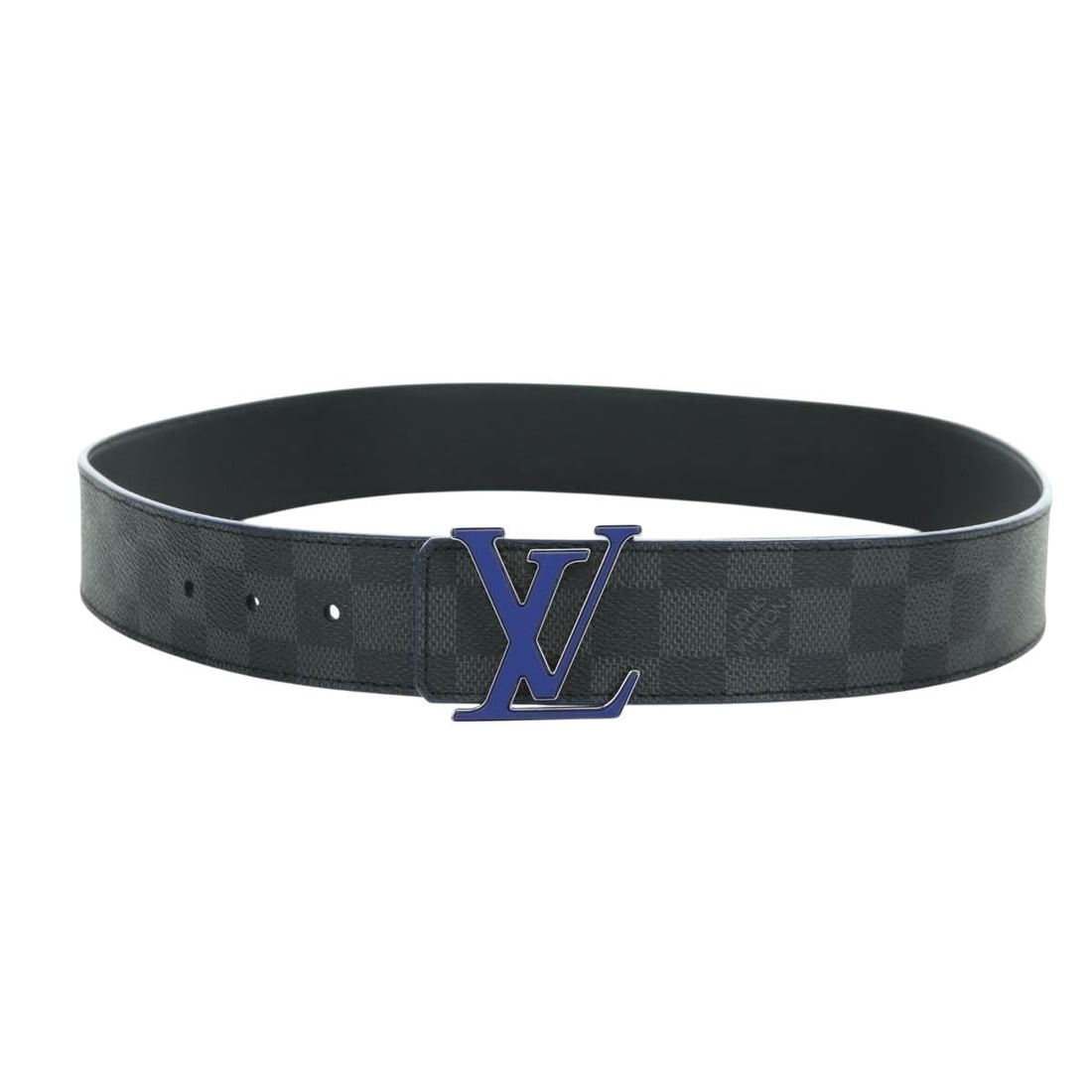 Louis Vuitton Ceinture Belt Damier Graphite Canvas 40.2in Spain: Louis Vuitton Ceinture Belt Damier Graphite Canvas 40.2in Spain Louis Vuitton belt in Damier Graphite canvas with printed LV initials. Made in Spain, this women's belt includes a dust bag and is prese