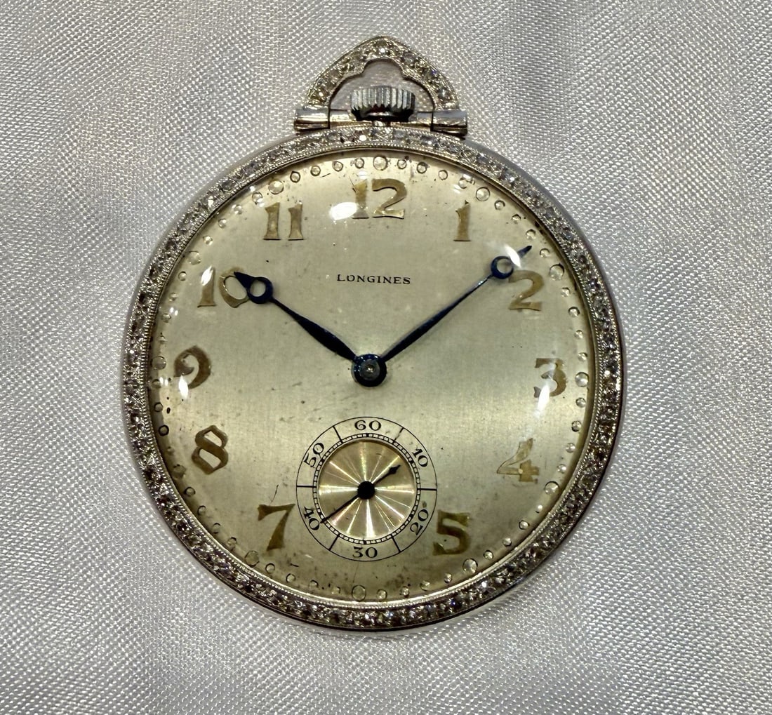 Longines Platinum Diamond Pocket Watch Tiffany & Co Art Deco: Longines Platinum Diamond Pocket Watch Tiffany & Co Art Deco Experience the elegance of this exquisite Longines platinum diamond pocket watch, a stunning art deco piece retailed by Tiffany & Co. Craft
