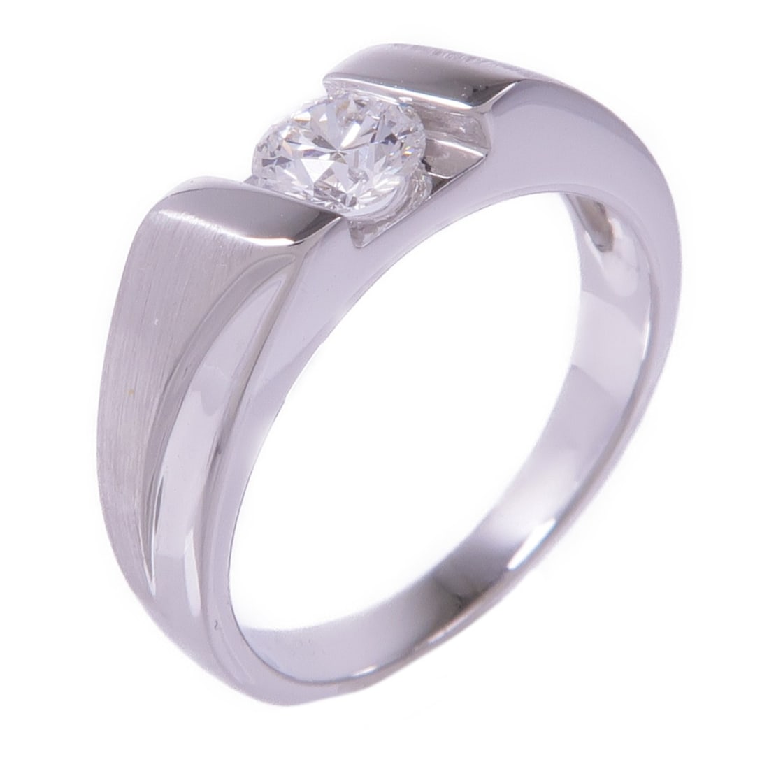 18K White Gold Diamond Ring Size 4.25 for Women: 18K White Gold Diamond Ring Size 4.25 for Women Diamond ring in 18K white gold with a clear diamond main stone. The ring is size 4.25 and has a very good AB condition. It features a ring width of 2-4 