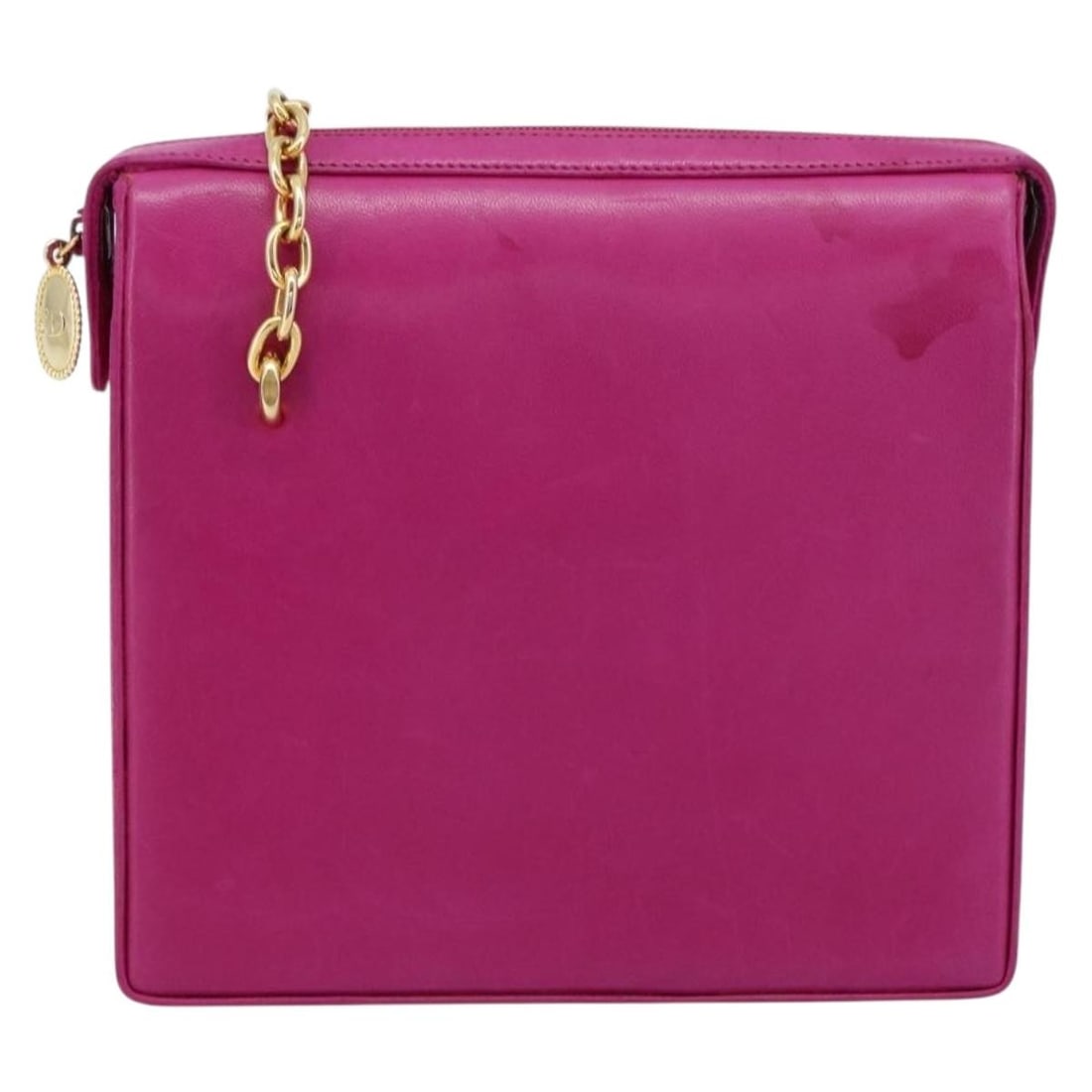Christian Dior Chain Shoulder Bag Pink Leather: Christian Dior Chain Shoulder Bag Pink Leather This Christian Dior chain shoulder bag is crafted from pink leather and features a compact design with a chain shoulder strap. Made in France, the bag sh